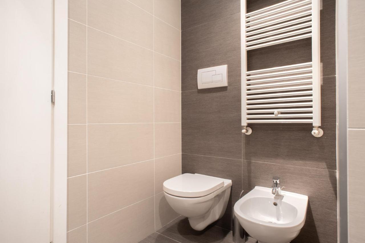 Fabio'S Bnb Apartment Milan Luaran gambar